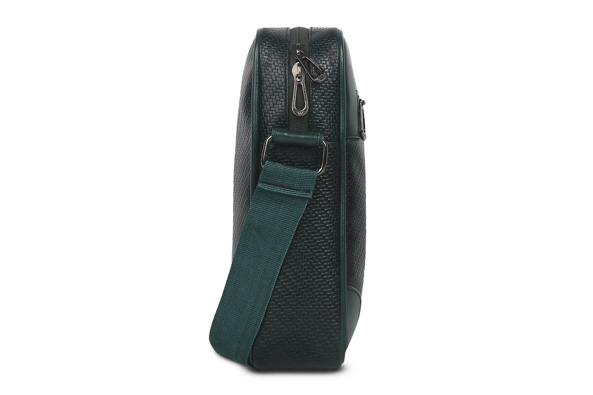Wildous Slingo Premium Sling Bag Compact Crossbody Bag for Men & Women  Green